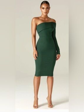 Alieva Rita One Shoulder Dress in Emerald Green